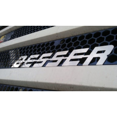 ROESTVRIJ BESSER-EMBLEEM