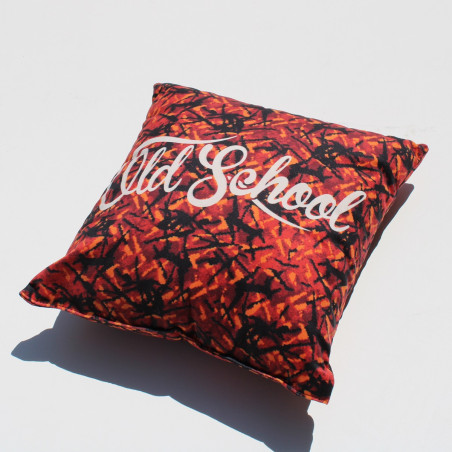 ALMOHADA VIEJA ESCUELA EN ESTILO DANÉS FELPA ROJA DP03
