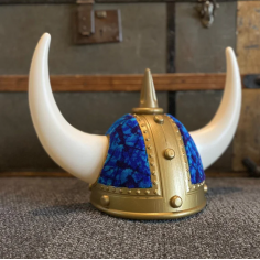 VIKINGSKÁ PŘILBA S MODRÝM DÁNSKÝM PLYŠEM