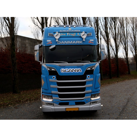 SCANIA DOUBLE COULEUR ORANGE + ÉCLAIRAGE BLANC