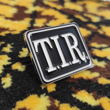 PIN BADGE PLAQUE TIR NOIR ET BLANC