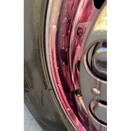 LvLUp ALL WHEEL CLEANER 750ml - preparación para la limpieza de ruedas de automóviles