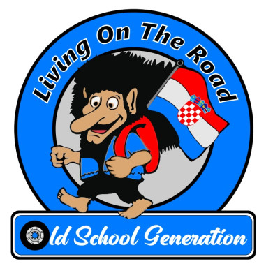 "LIVING ON THE ROAD CRO" STICKER 8cm