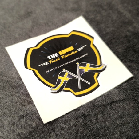 AUTOCOLLANT "DRAPEAU NOIR TTF" 8CM