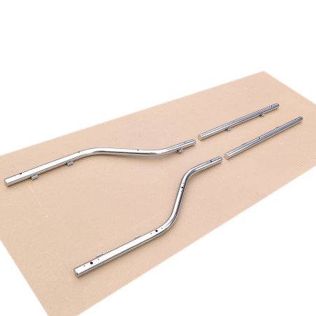 NEREZOVÉ POTRUBÍ SCANIA R/4 POD KABINOU (DÍRY pro LED)