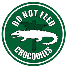PEGATINA PARA VENTANA "DO NOT FEED CROCODILES" 10CM 2