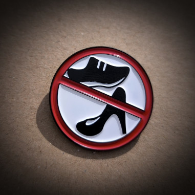 PIN "SCHOENEN DOORGEKRUIST"