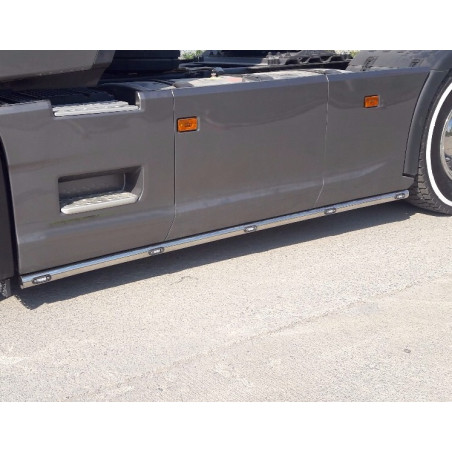 TUBAZIONI LATERALI IN ACCIAIO INOX SCANIA NEXT GEN CON FORI PER FT-015