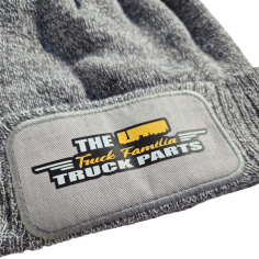 CHAPEAU D'HIVER AVEC POMPOM "THE TRUCK FAMILIA" 2