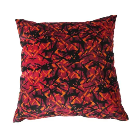 CONJUNTO DANÉS: CORTINAS DE FELPA ROJA + ROLLOS + ALMOHADA + DADOS