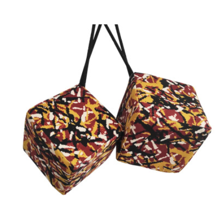 SET DANESE: TENDE IN PELUCHE GIALLE + ROTOLI + CUSCINO + DADI