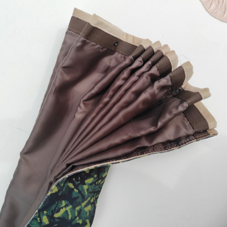 DEENSE SET: GROENE PLUCHE GORDIJNEN + ROLLEN + KUSSEN + DOBBELSTENEN