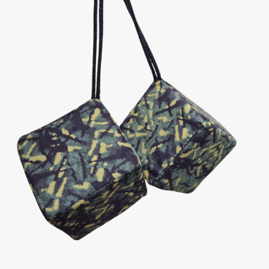 ENSEMBLE DANOIS : RIDEAUX EN PELUCHE VERTE +...