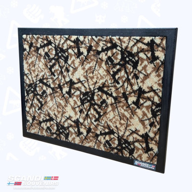 PRINTBORD MET BRUINE DEENSE PLUCHE