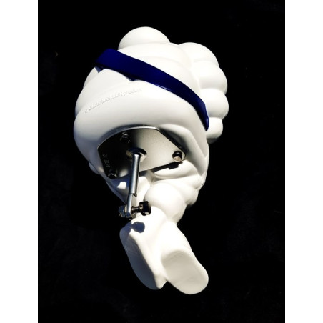 STATUETTA UOMO ILLUMINATO CON MANICO MEDIO 29 CM STATUETTA UOMO ILLUMINATO CON MANICO MEDIO 29 CM