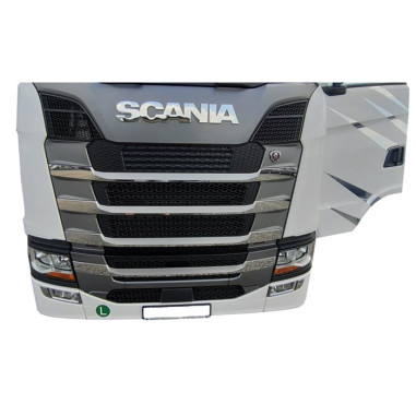 ROESTVRIJ CHROOM GRILL SCANIA S500