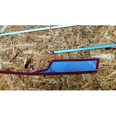 GRILL I ROSTFRITT STÅL KROM SCANIA S500