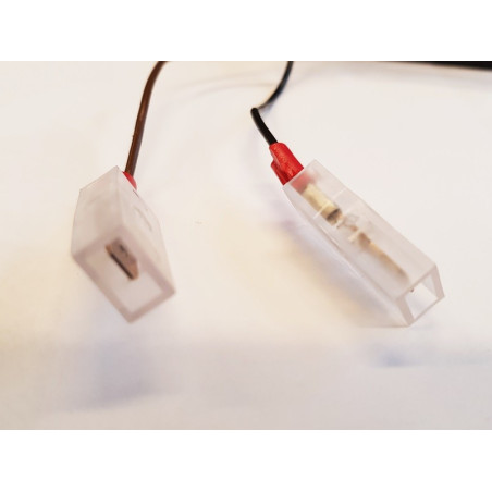 HELLA OJAL PARA ESPEJO BLANCO Y PILOTO ROJO