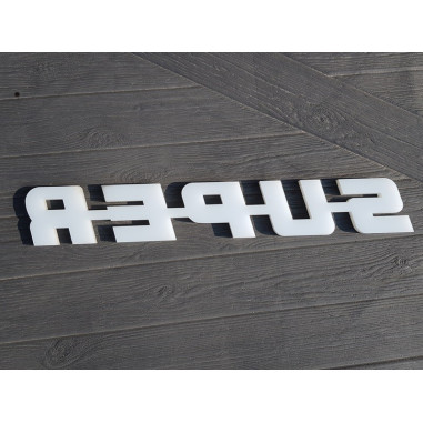 S-U-P-E-R plastový emblem napis SUPER Scania