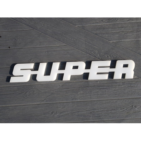 S-U-P-E-R EMBLEMA IN PLASTICA SCANIA SUPER