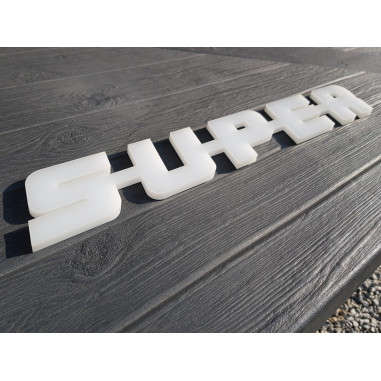 S-U-P-E-R EMBLEMA IN PLASTICA SCANIA SUPER