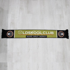 OLDSKOOL-KLUBBENS DEKORATIVA HALSDUK